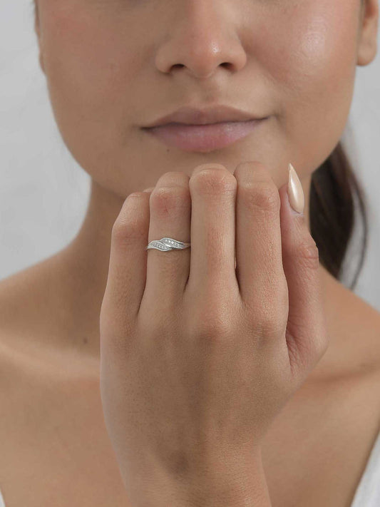 In Love Simple Original Silver Band Ring for Daily Use