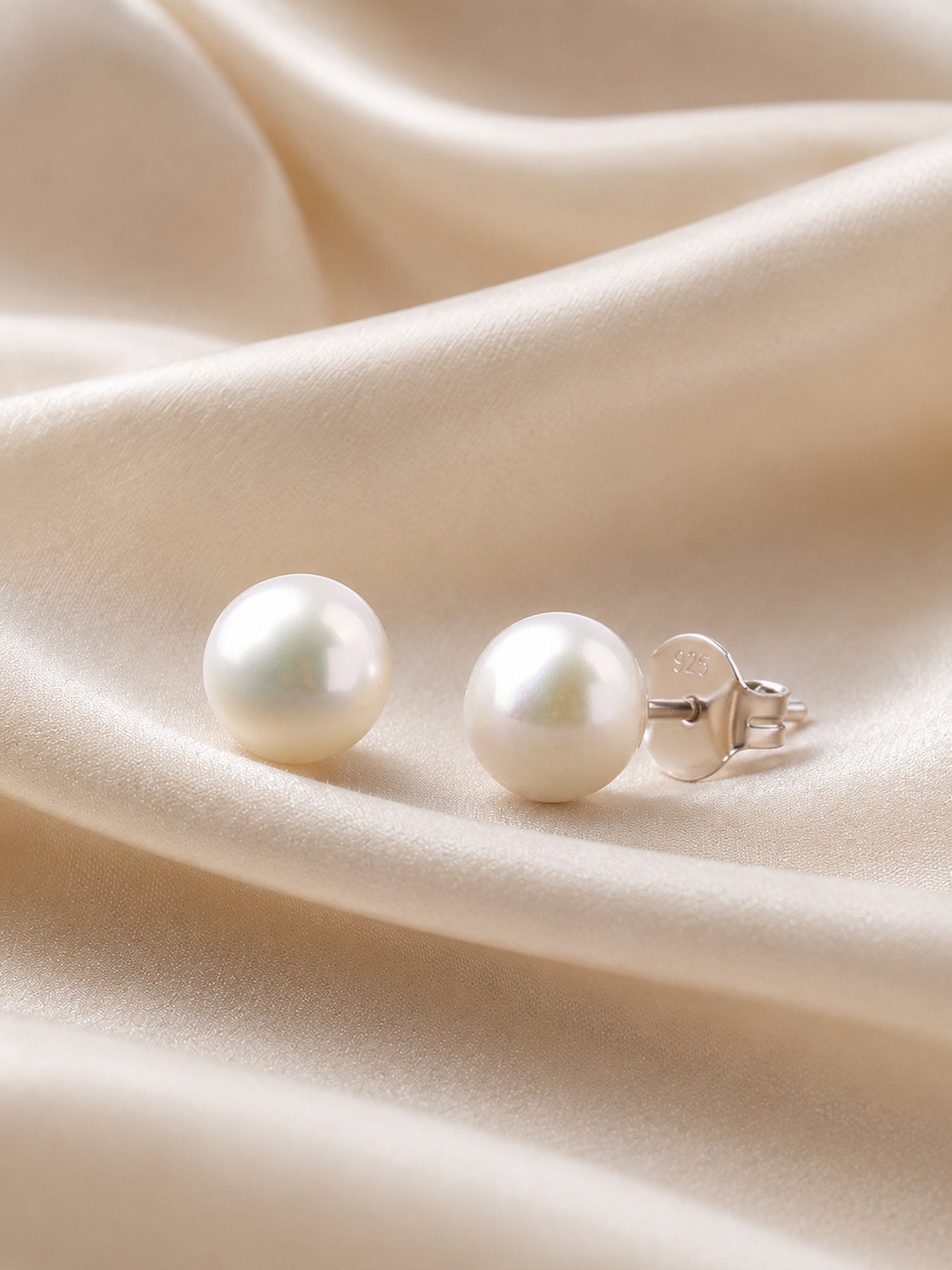 Natural Freshwater Pearl Stud 925 Silver Earrings