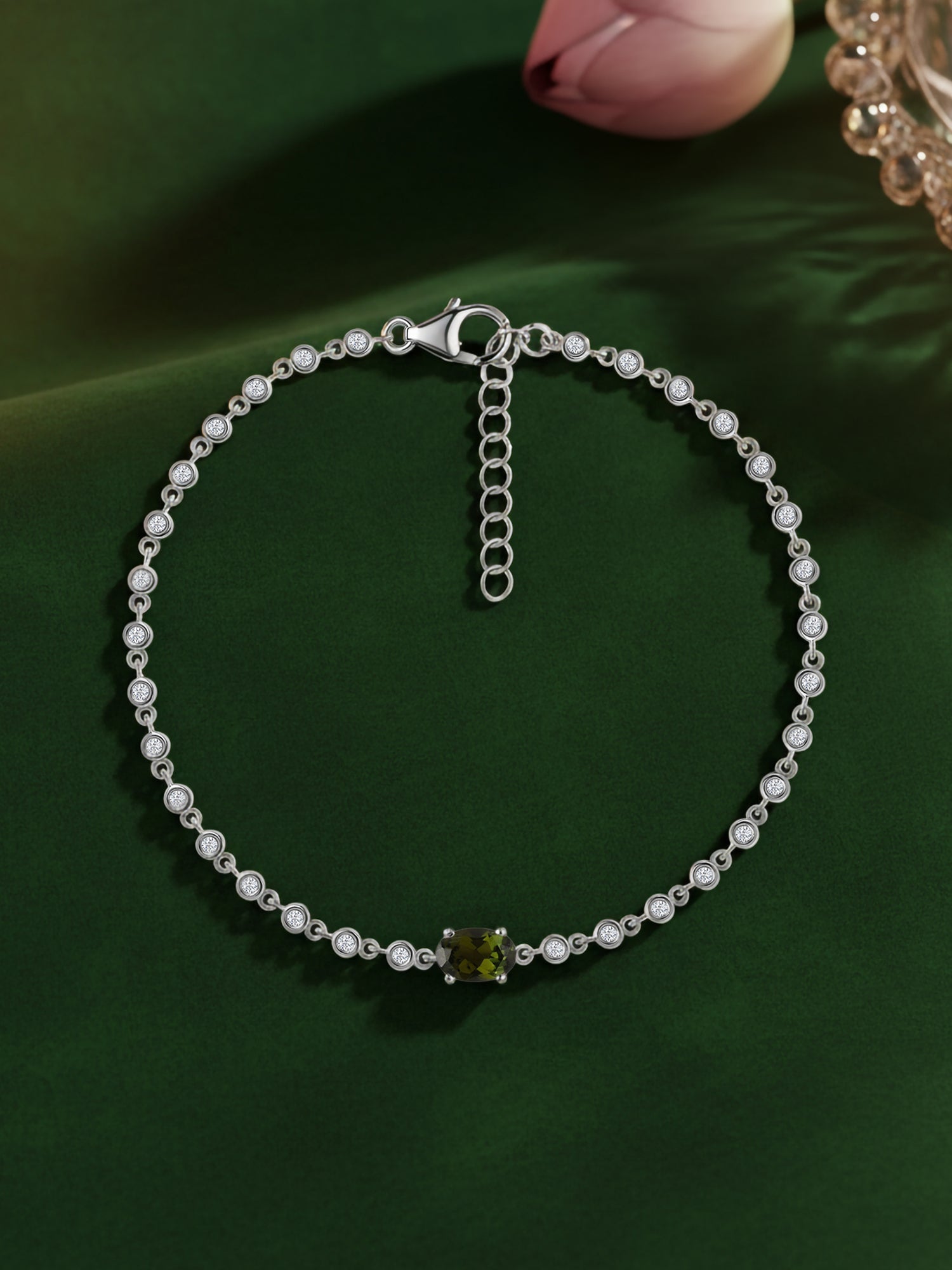 Green Tourmaline Linked Gold Bracelet
