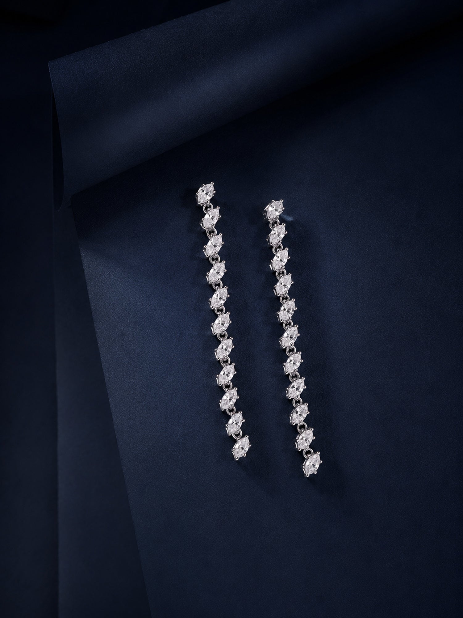 Gorgeous Sparkles Dangler Earrings For Women