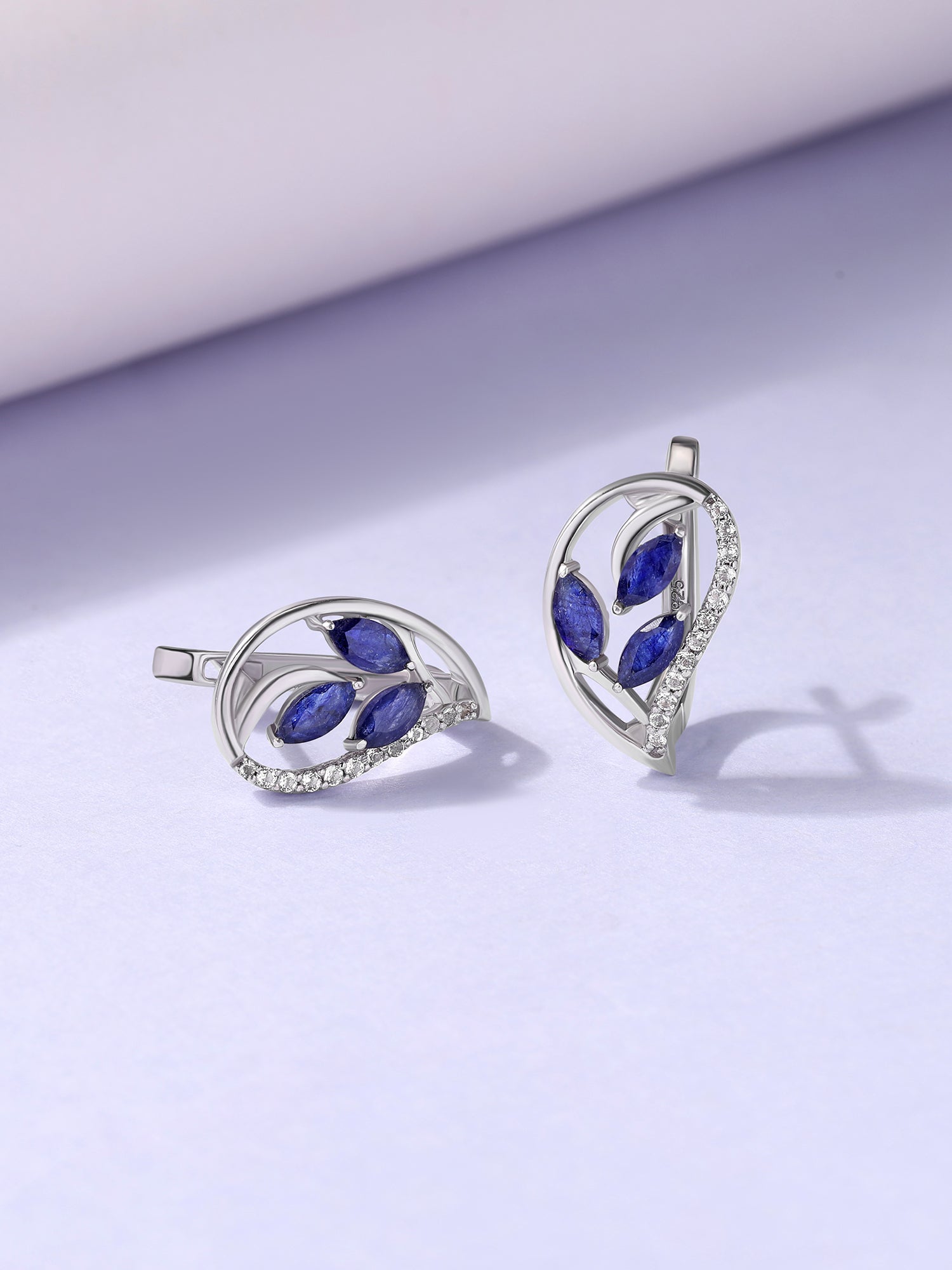 Natural blue Sapphire & White Topaz hoops Earrings