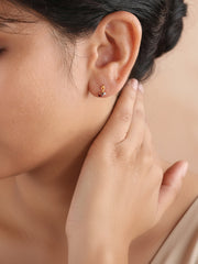 Natural Garnet Criss Cross Gold Stud Earrings