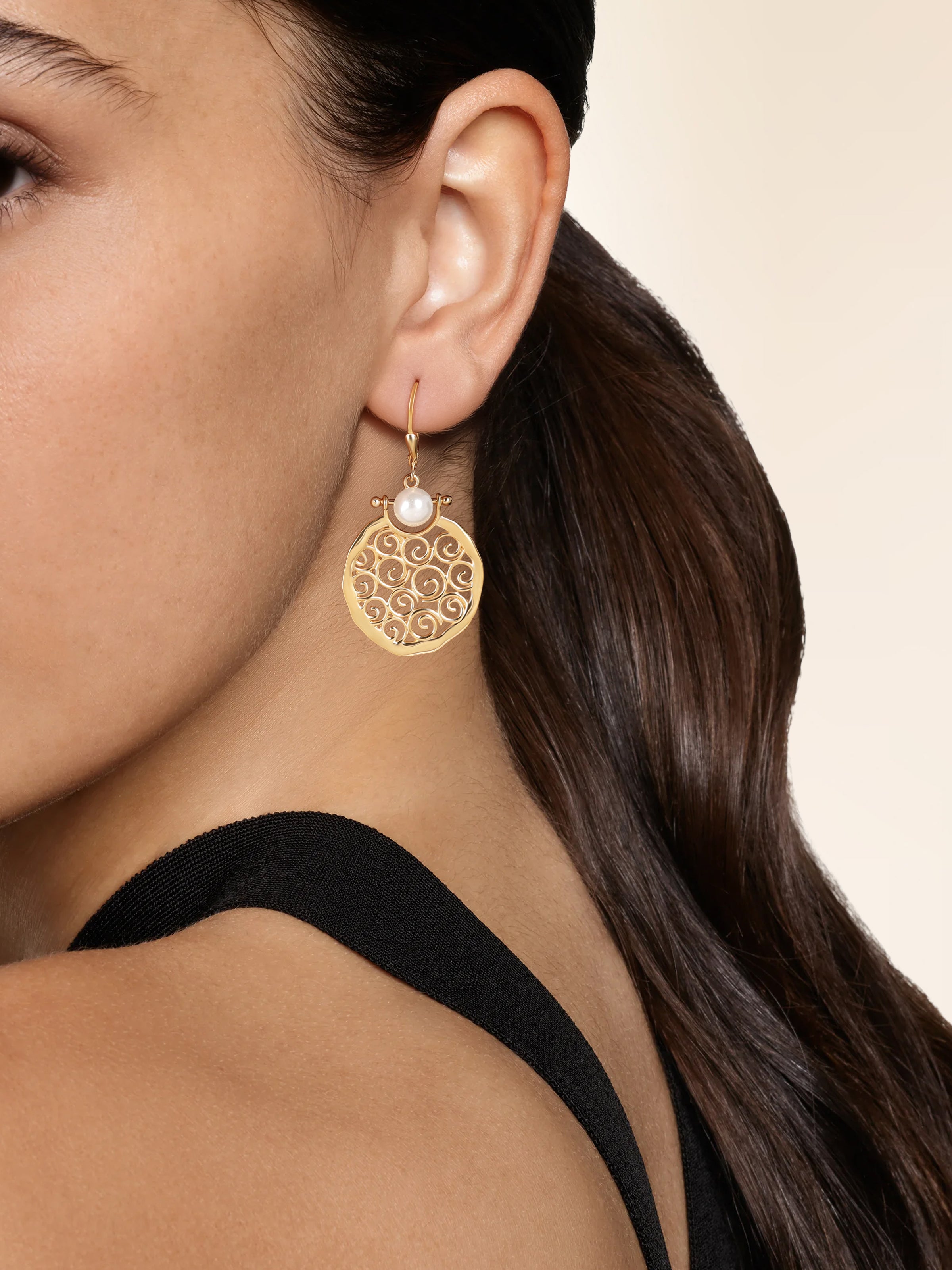 Glam Pearl Filigree Earrings