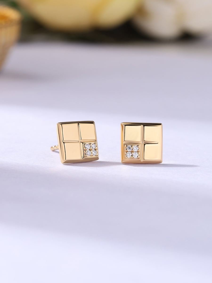 Bold Grid Gold Stud Earrings