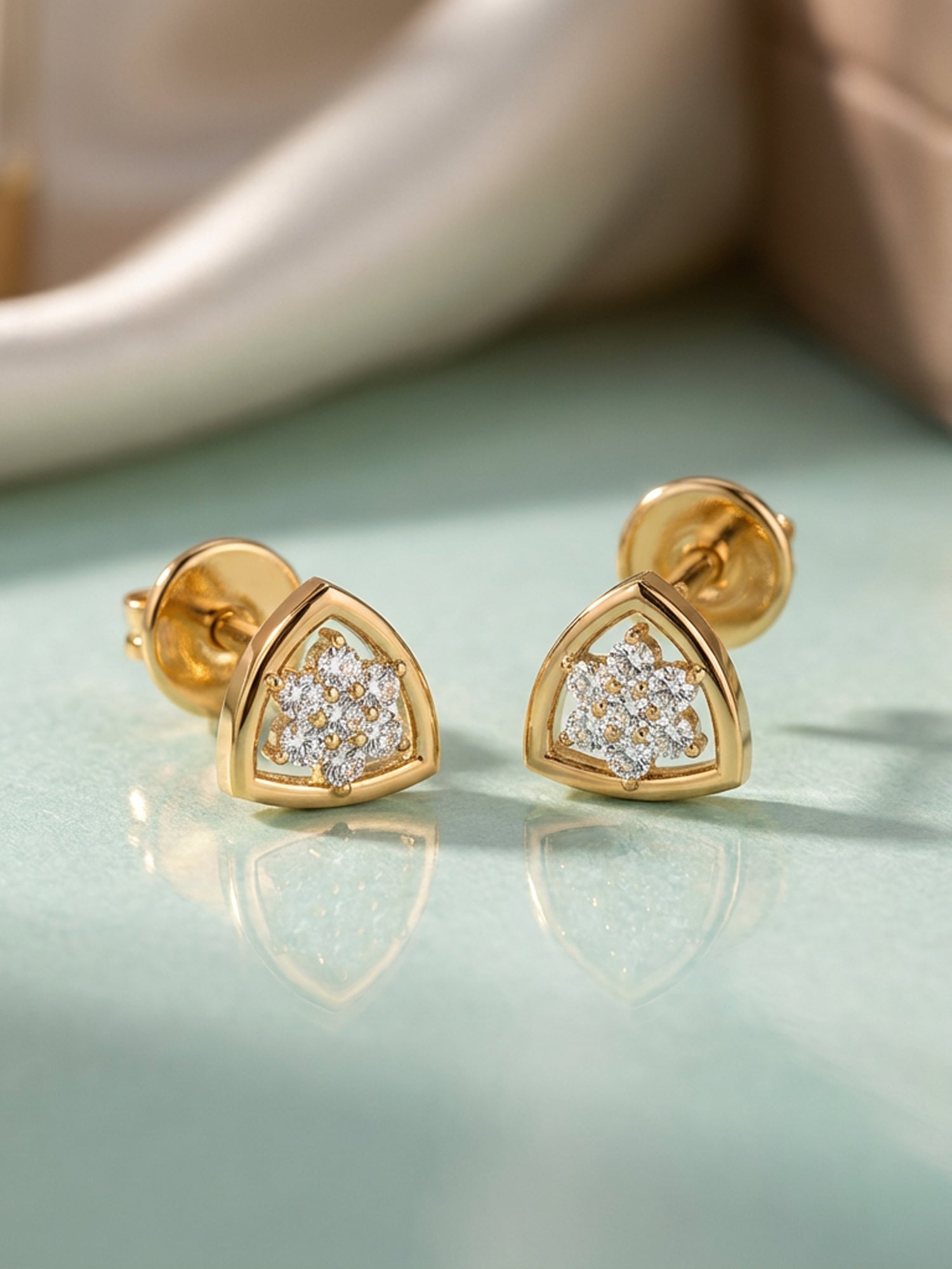 Lab Grown Trillion Diamond Earrings In Gold