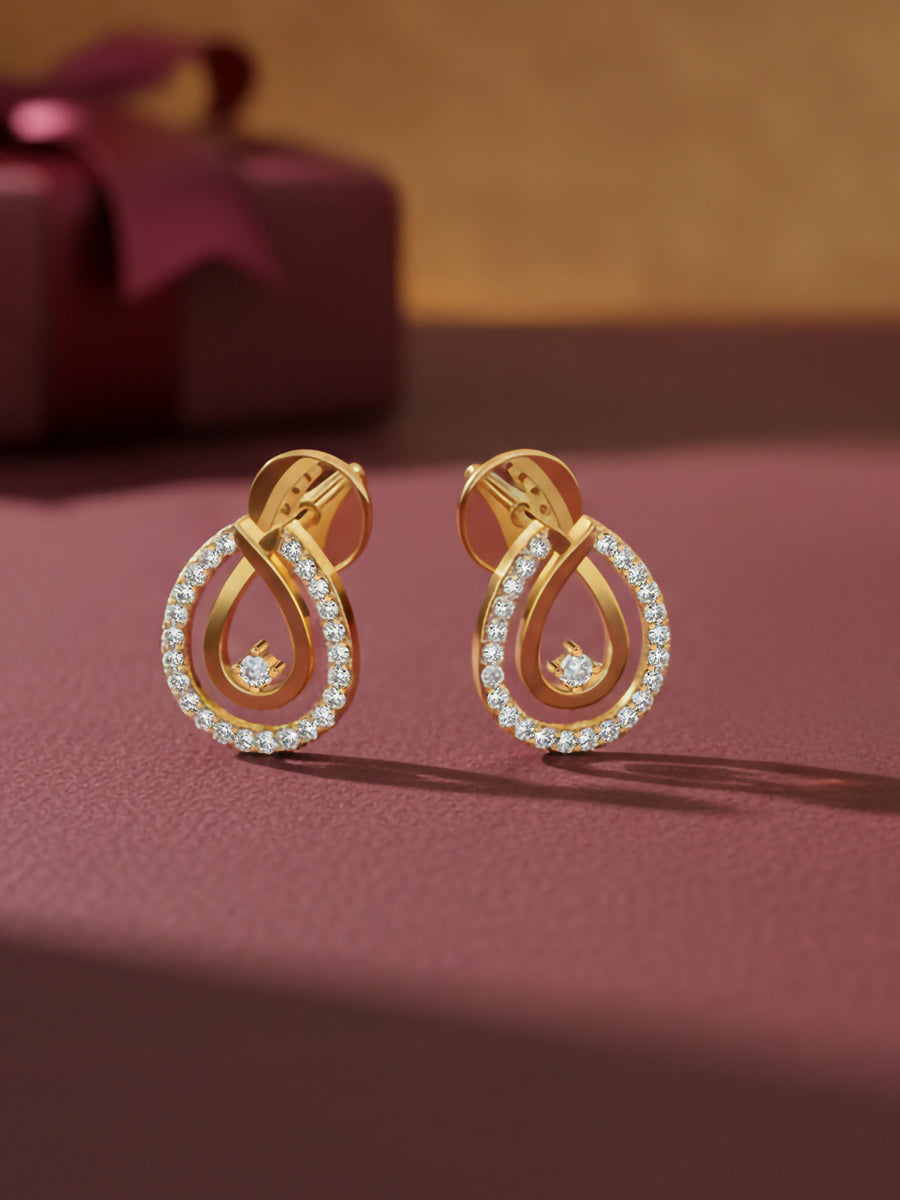 Lab Grown Drop Diamond Earrings In Gold