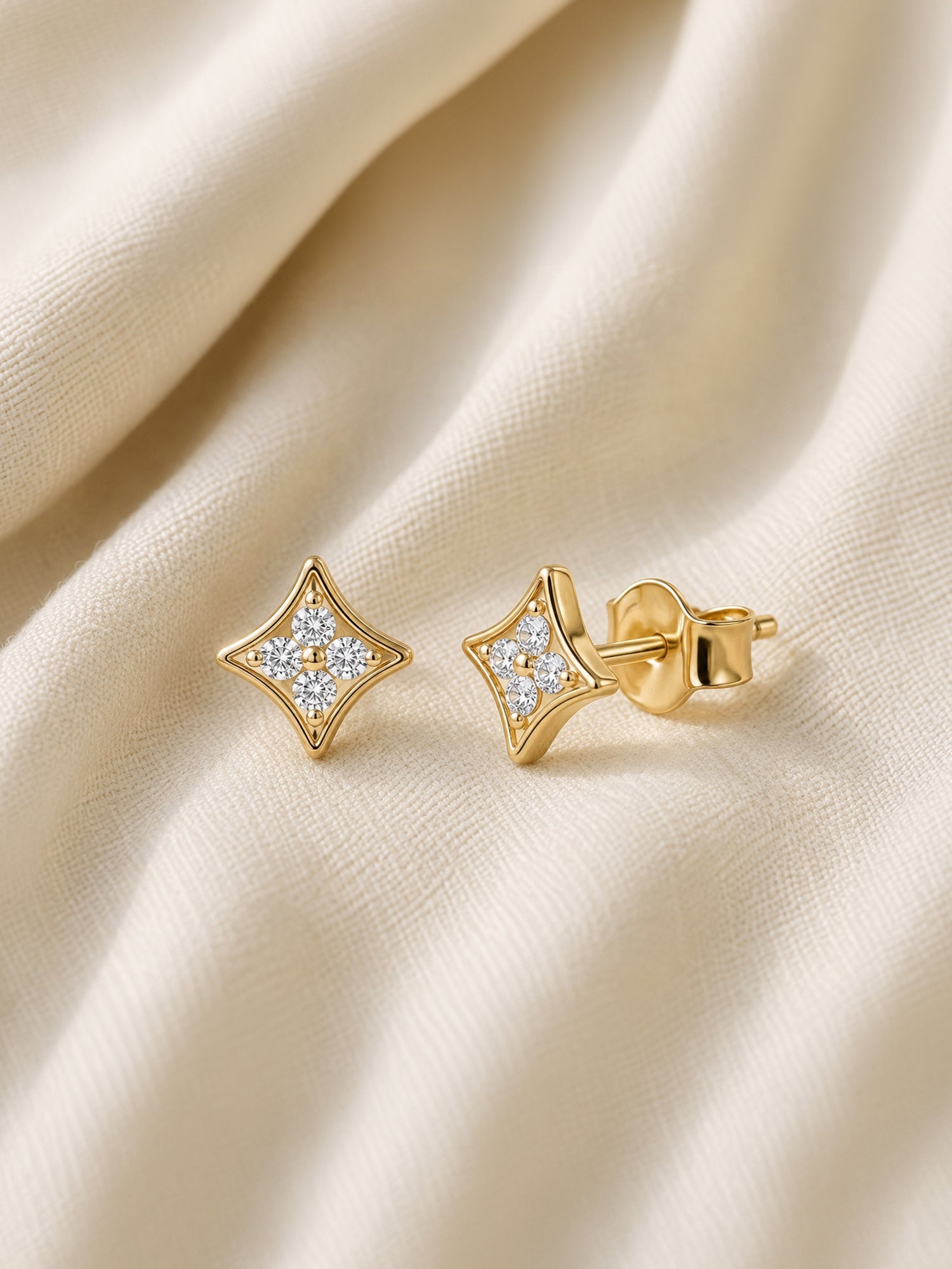 9K Yellow Gold Lab Grown Diamond Quatrefoil Stud Earrings