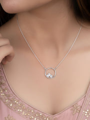 Toi Et Moi Circle Necklace