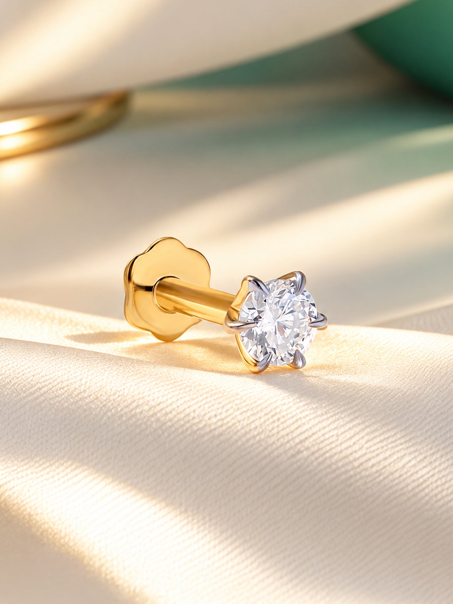 Lab Grown 0.10 Carat Diamond Gold Nose Pin