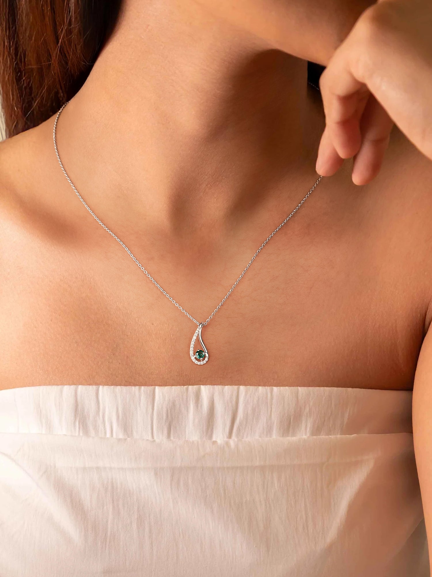 Pear-fect Twisted Pendant With Chain