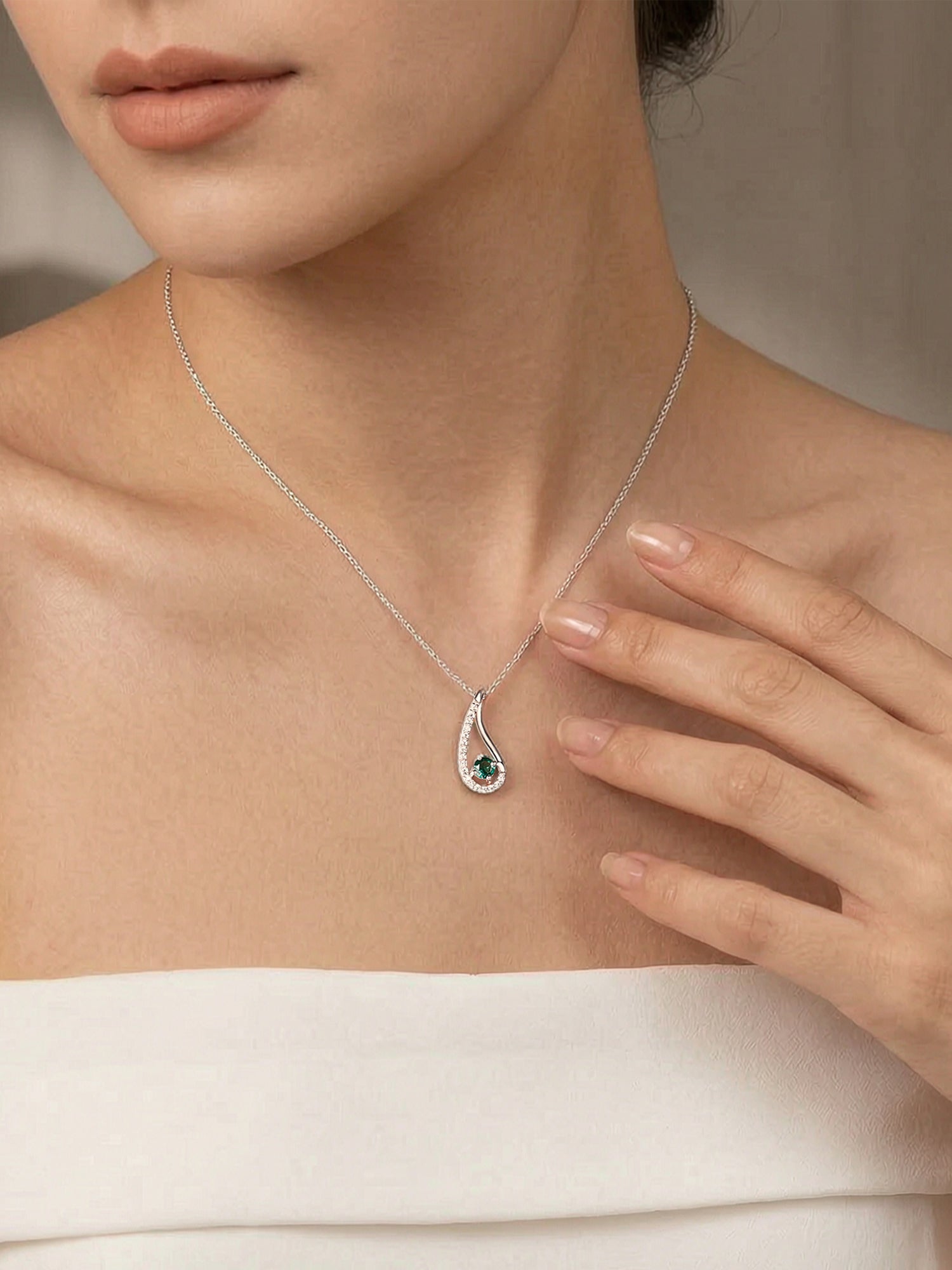 Pear-fect Twisted Pendant With Chain