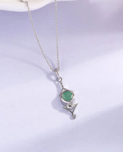 Regal Emerald Necklace in Silver
