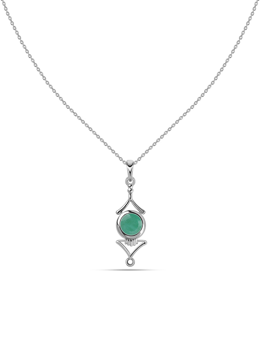 Regal Emerald Necklace in Silver