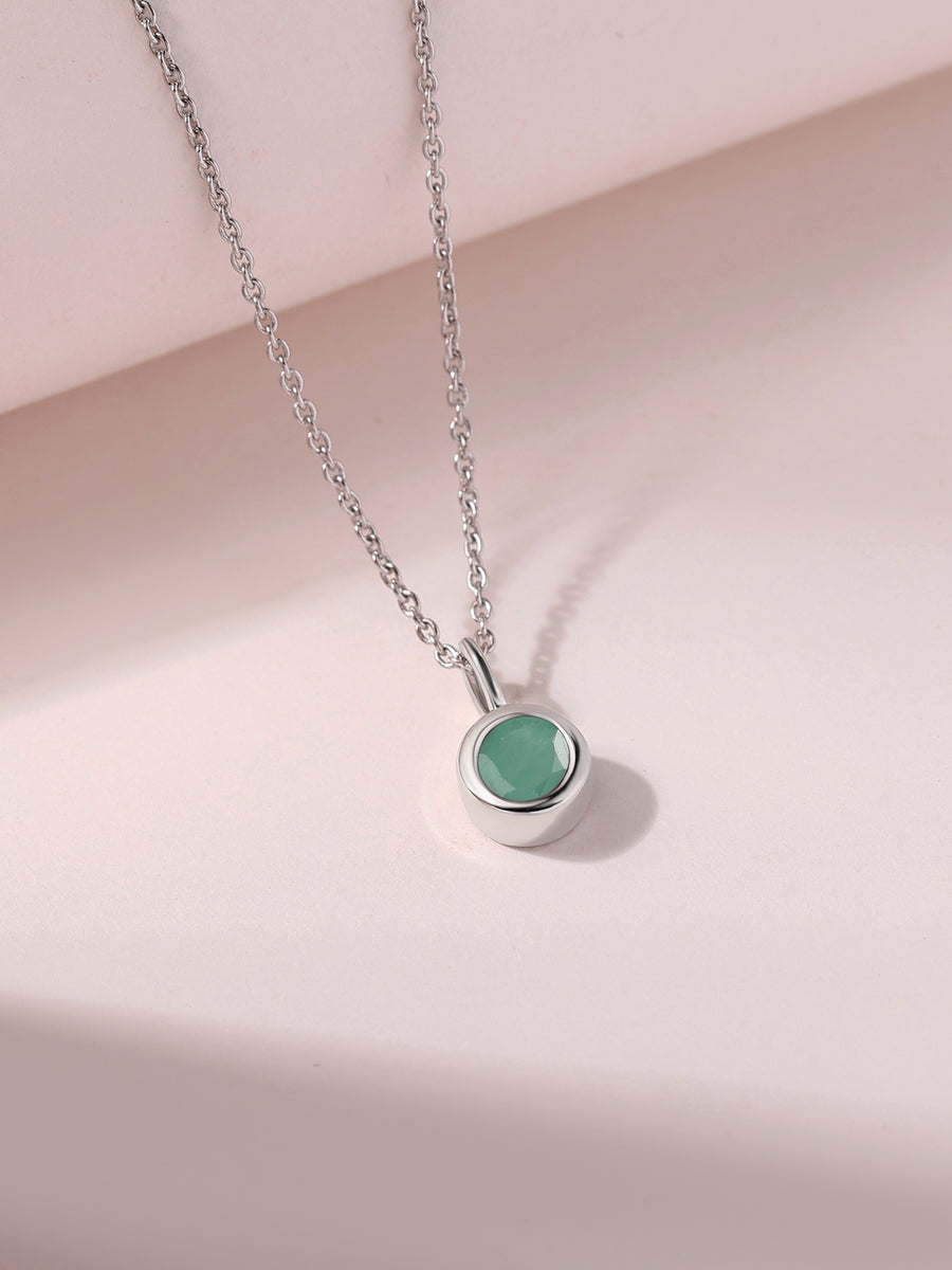Emerald Round Solitaire Pendant with Chain