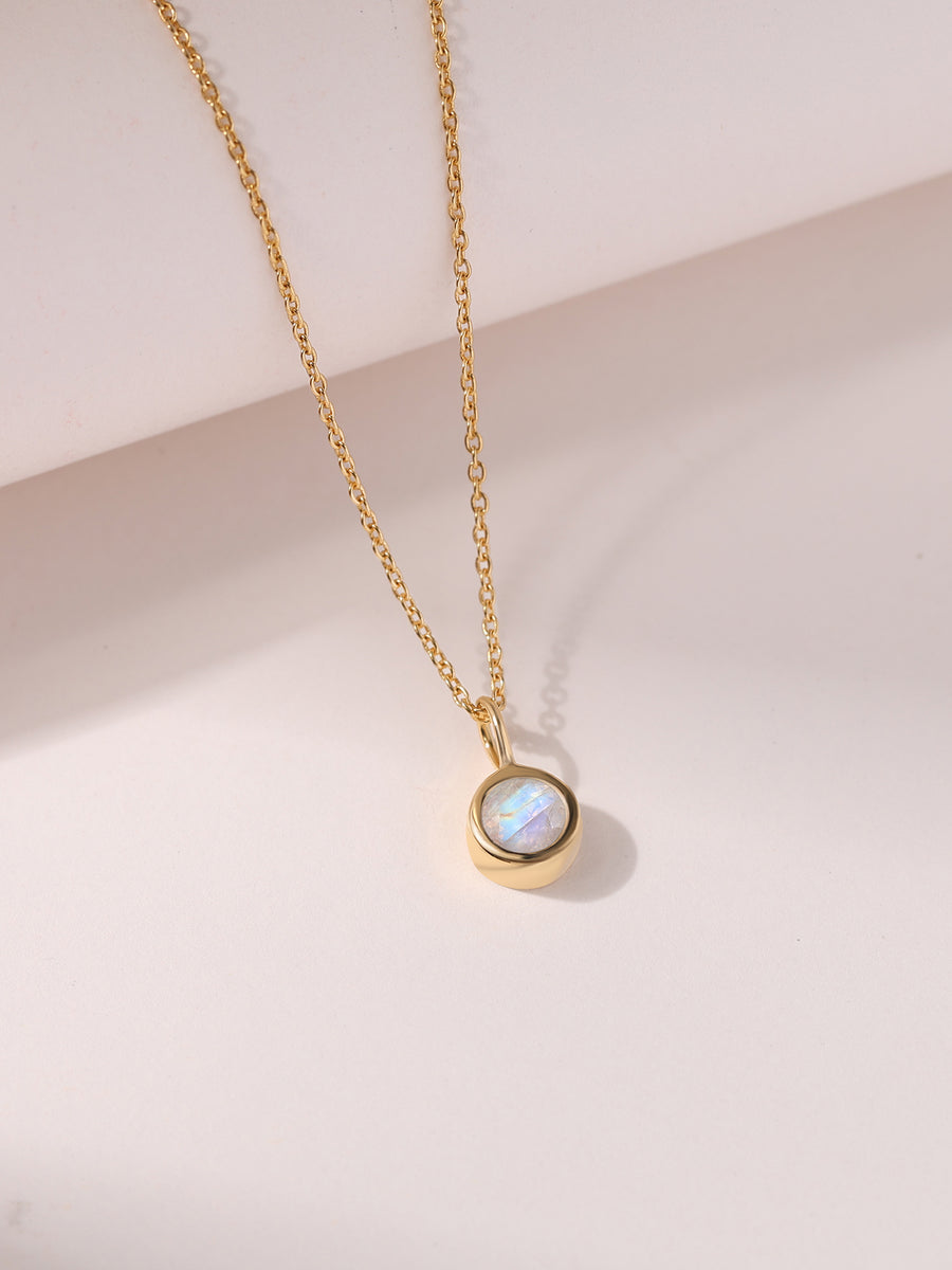 Rainbow Moon Stone Round Solitaire Pendant with Chain