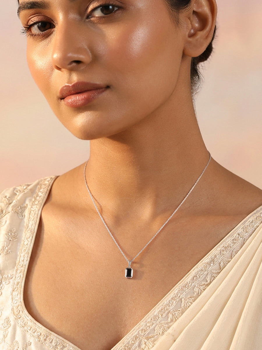 Midnight Glow Silver Pendant With chain