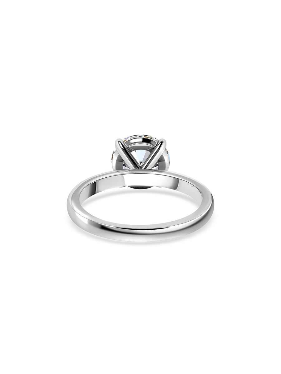 Golden Embrace Round Diamond Solitaire Ring