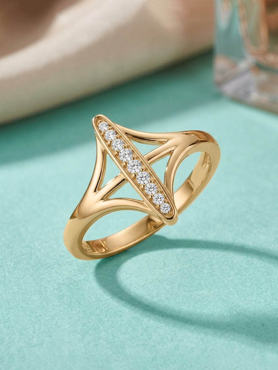 Lab Grown Bar Diamond Ring In Gold