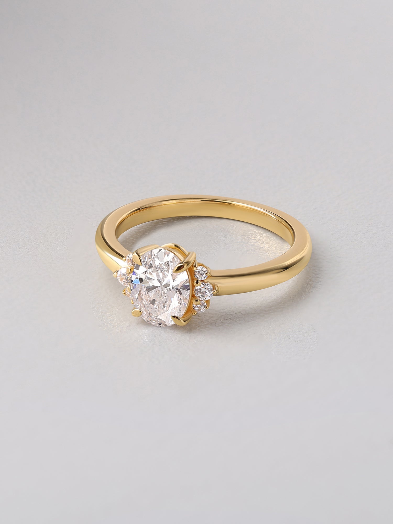 Gwen Oval Lab Grown Diamond Solitaire Ring