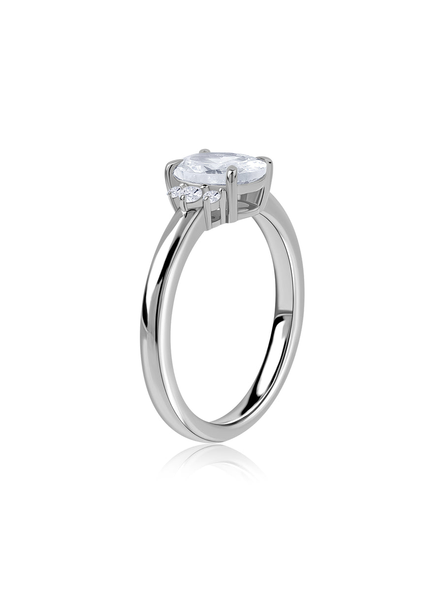 Gwen Oval Lab Grown Diamond Solitaire Ring