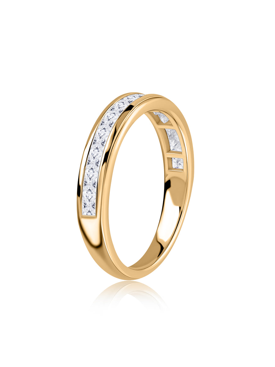 Lovely Diamond Wedding Band Ring