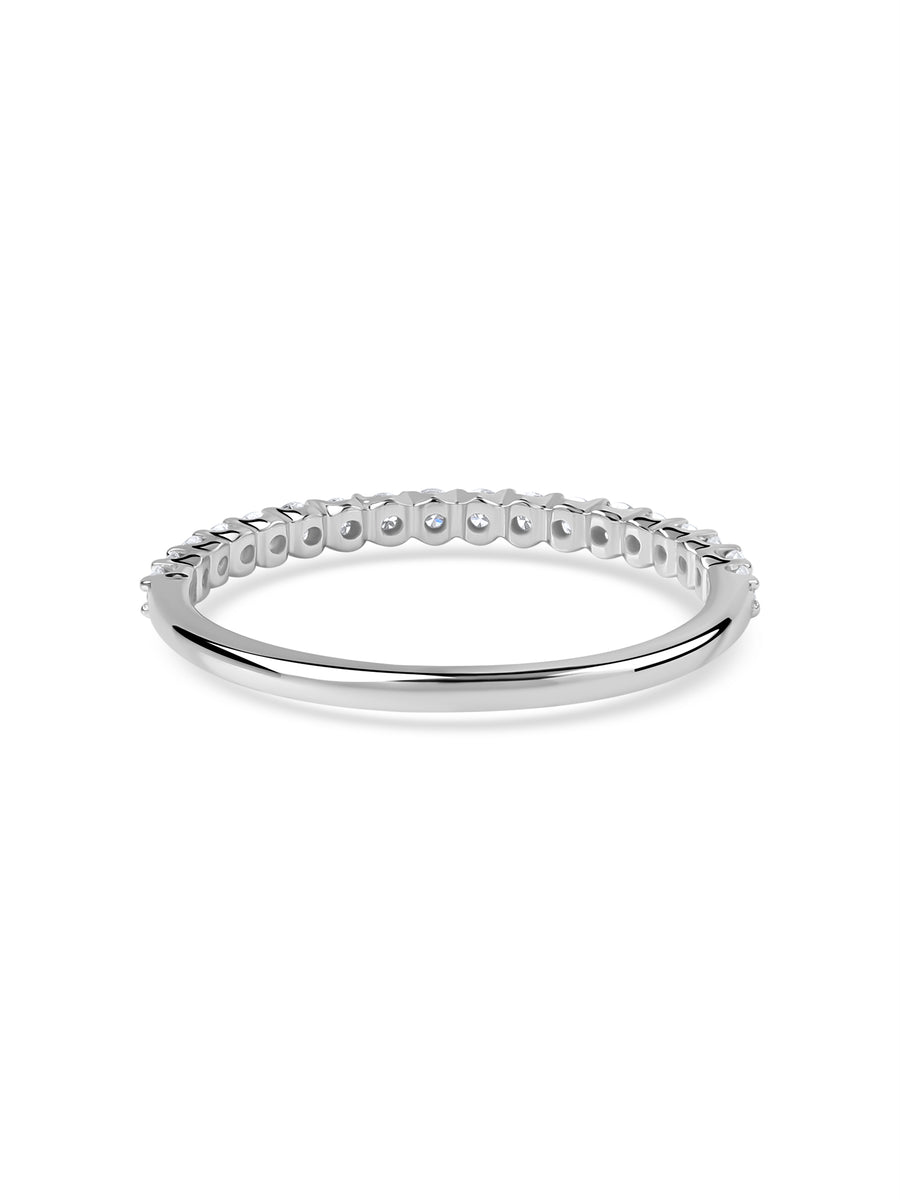 Elegant Wedding Band Ring