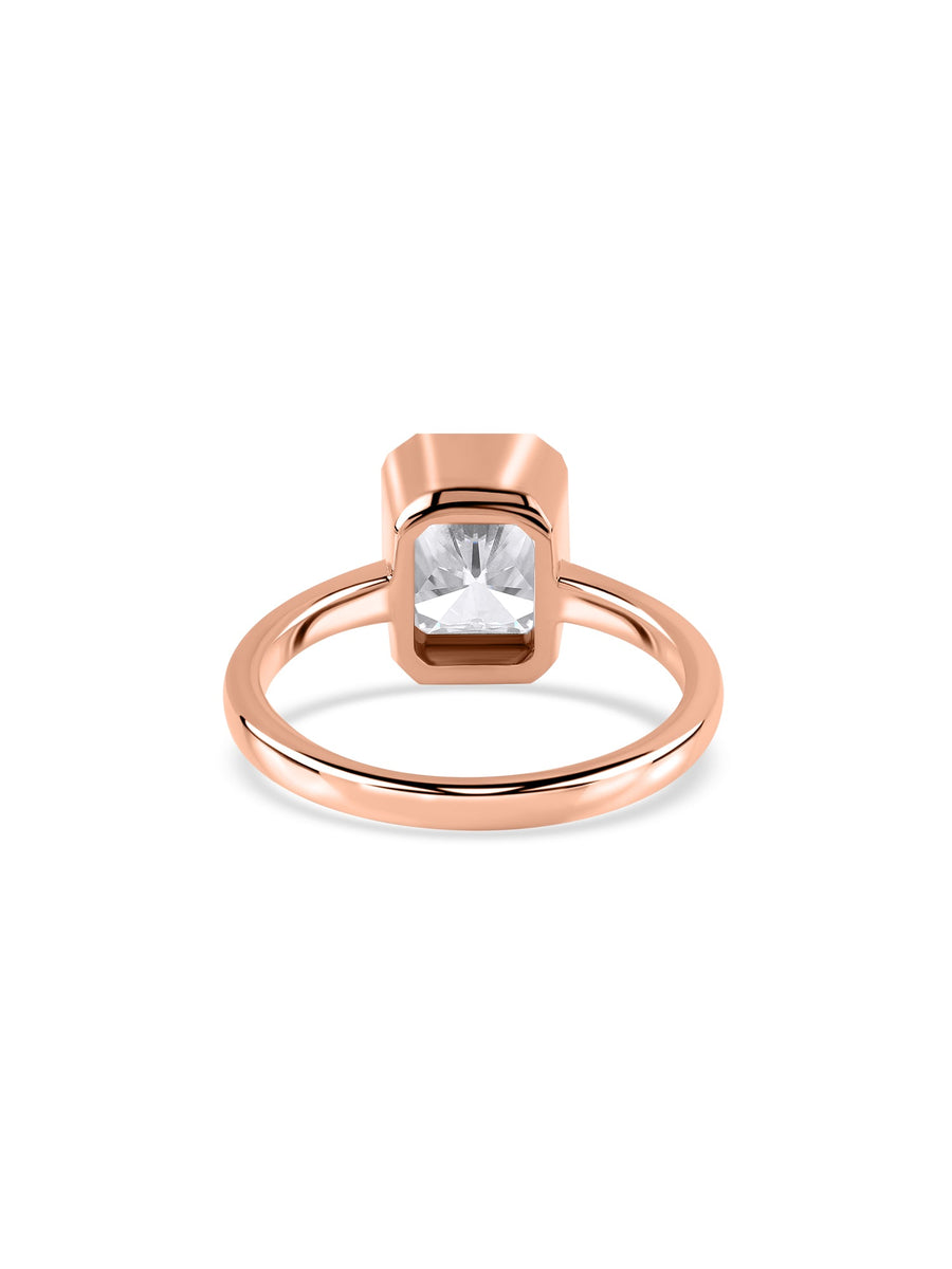 Timeless Grace Emerald-Cut Lab Grown Diamond Gold Ring