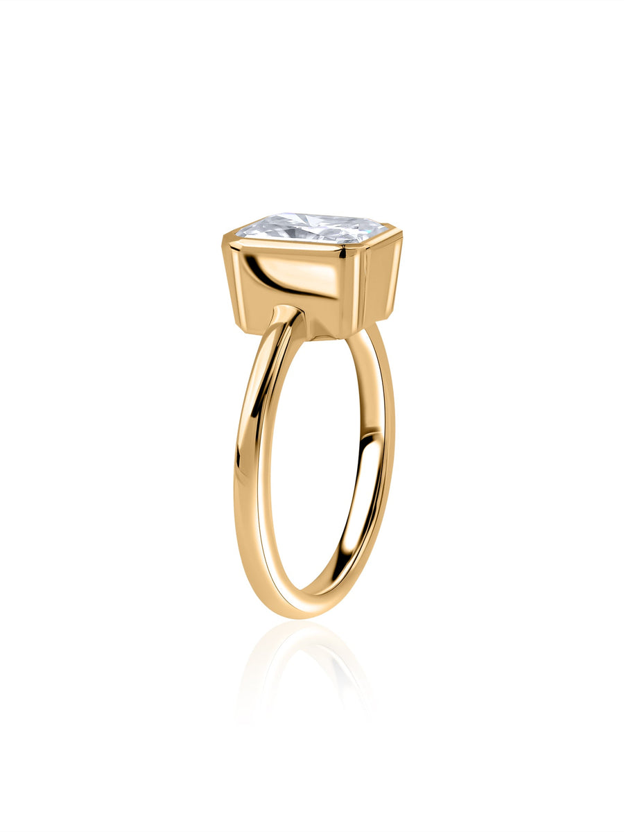 Timeless Grace Emerald-Cut Lab Grown Diamond Gold Ring