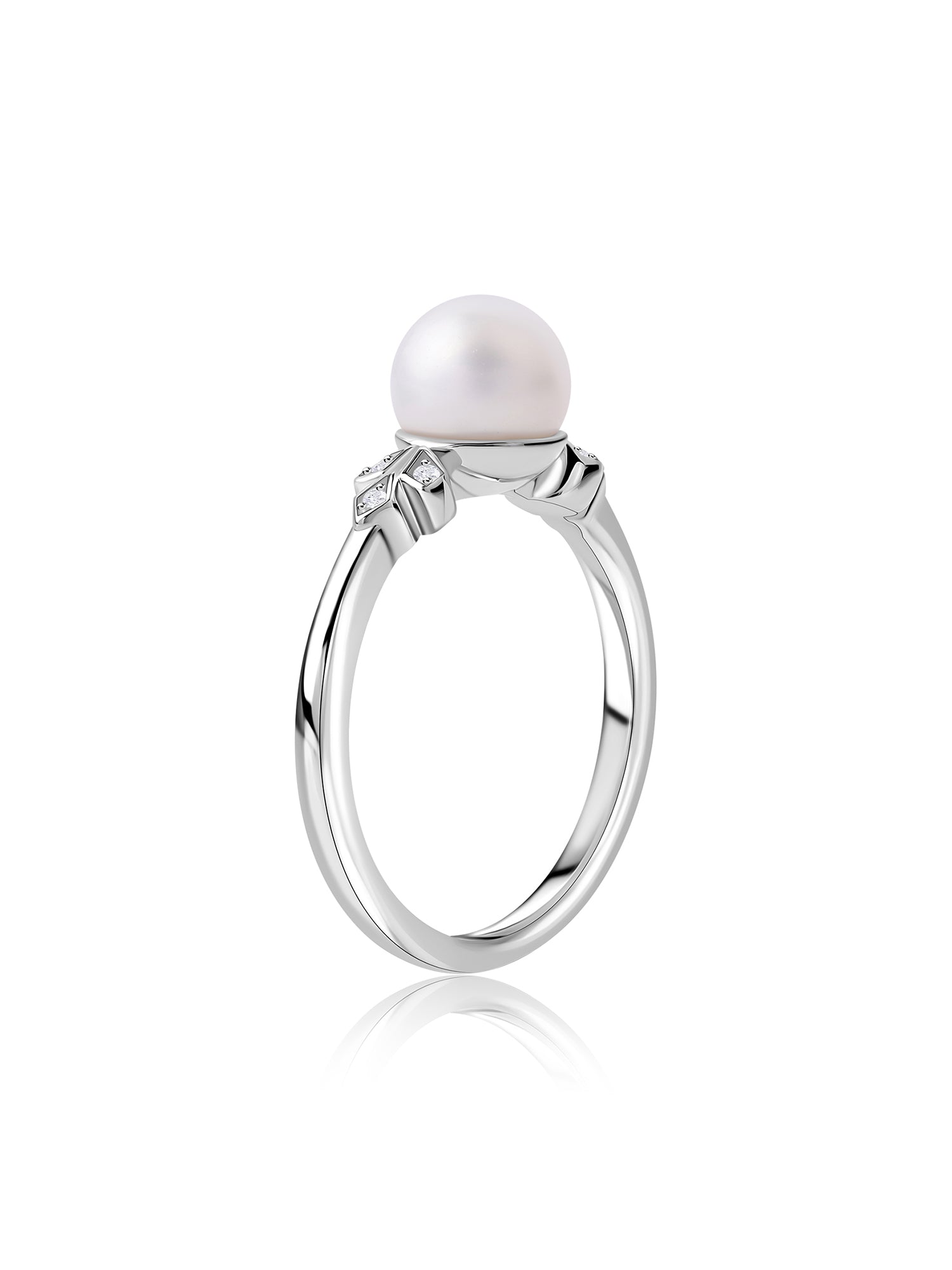 Classic Pearl Glow Silver Ring