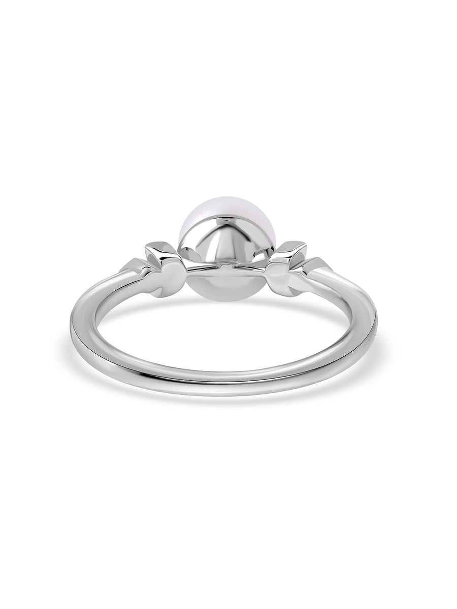 Classic Pearl Glow Silver Ring