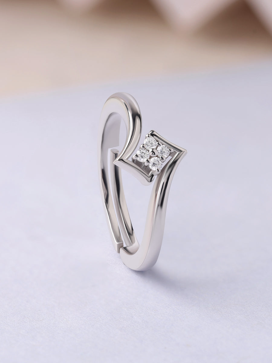 Silver American Diamond Kite Adjustable Ring - detail