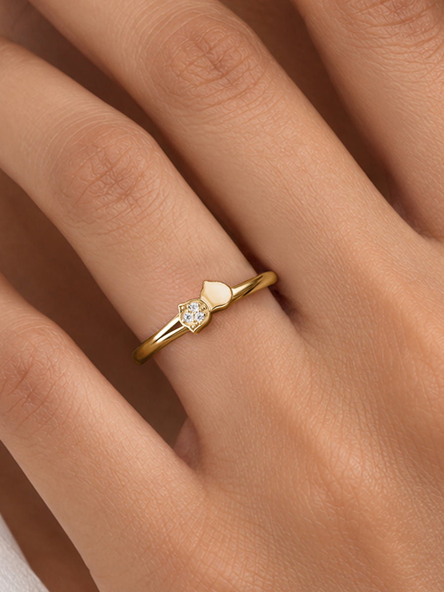 Petal Centre Lab Grown Diamond Vermeil Gold Ring