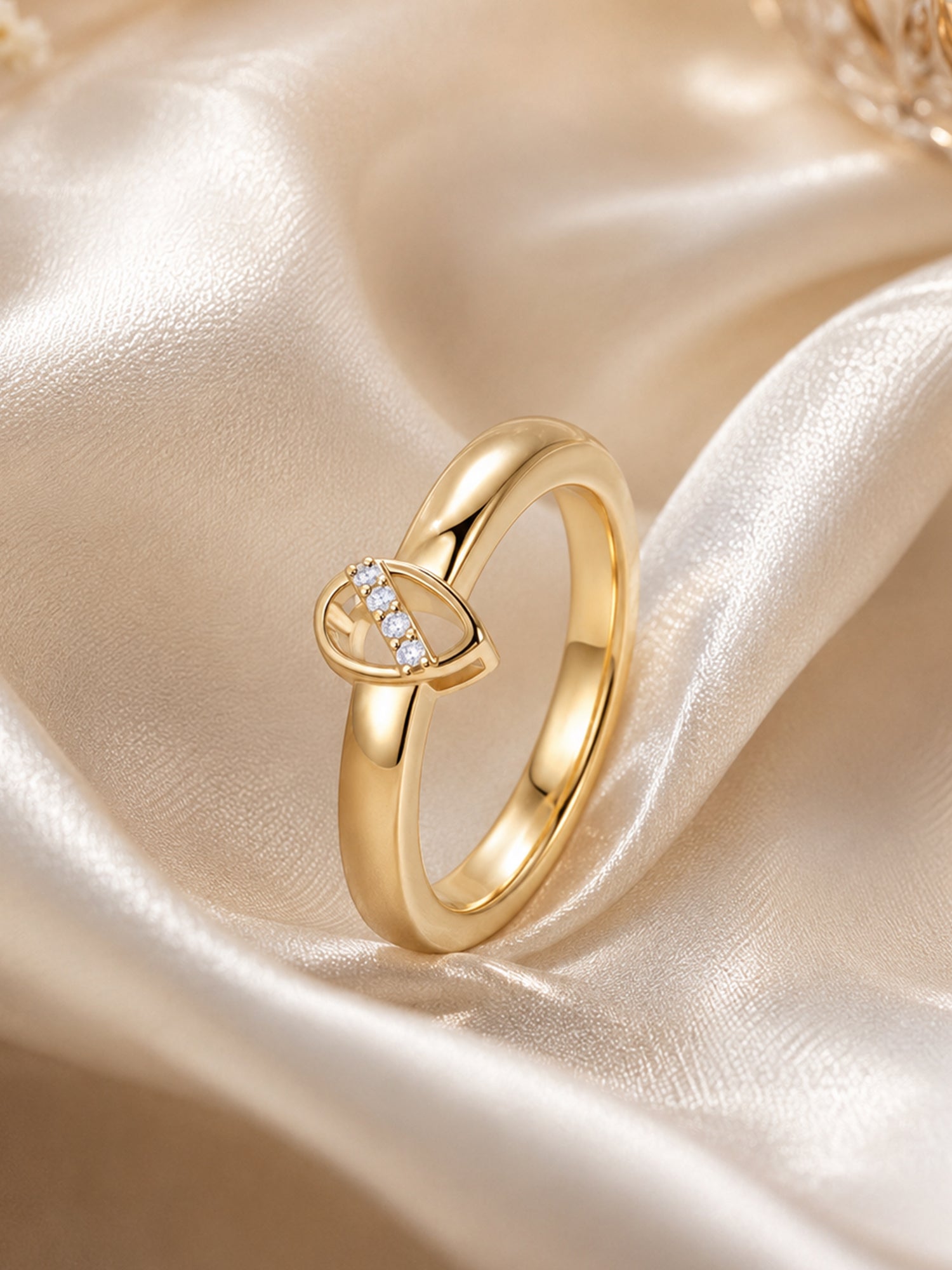 9K Yellow Gold Lab Grown Diamond Teardrop Ring